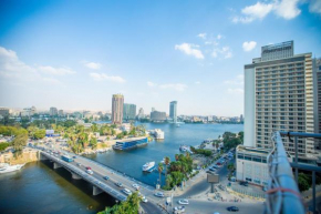 Jacuzzi Studio By the Nile River